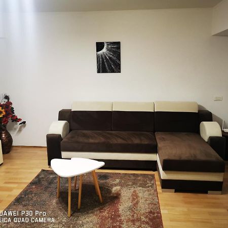 Crinna Residence Bucarest Esterno foto