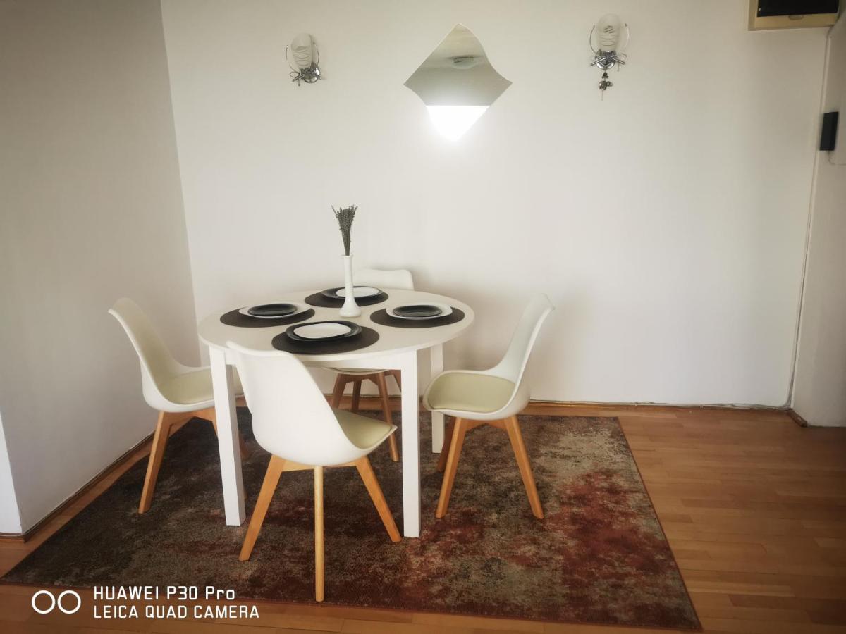 Crinna Residence Bucarest Esterno foto
