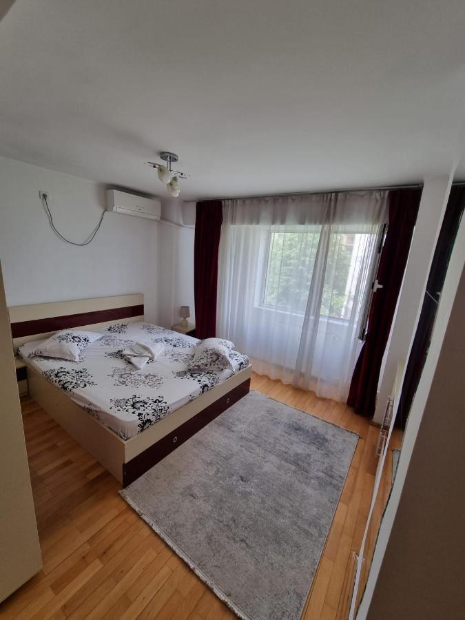 Crinna Residence Bucarest Esterno foto